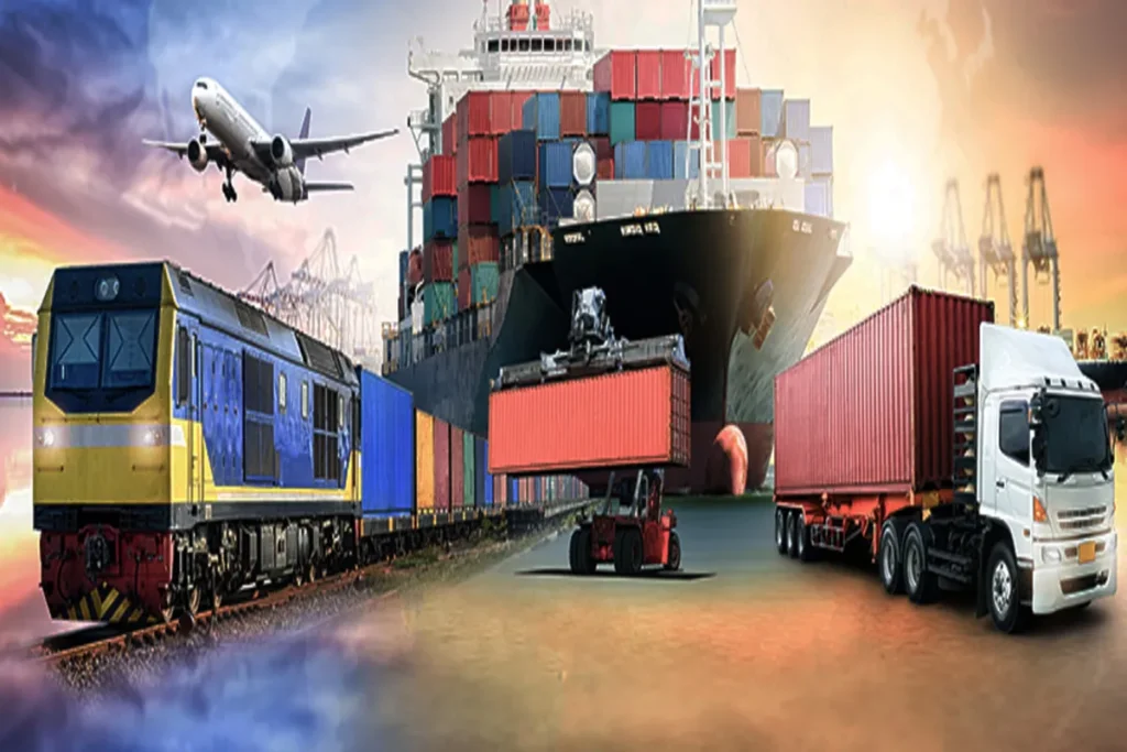 Composição digital mostrando a integração de múltiplos modais de transporte global — navio de contêineres, trem de carga, avião e caminhão — em um cenário portuário ao pôr do sol.