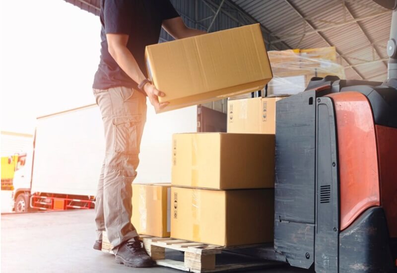 Vantagens da carga fracionada para empresas que enviam pequenos volumes no Brasil