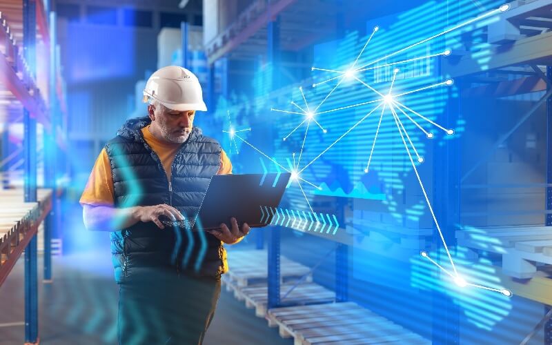 Análise de dados e inteligência preditiva aplicada à logística moderna